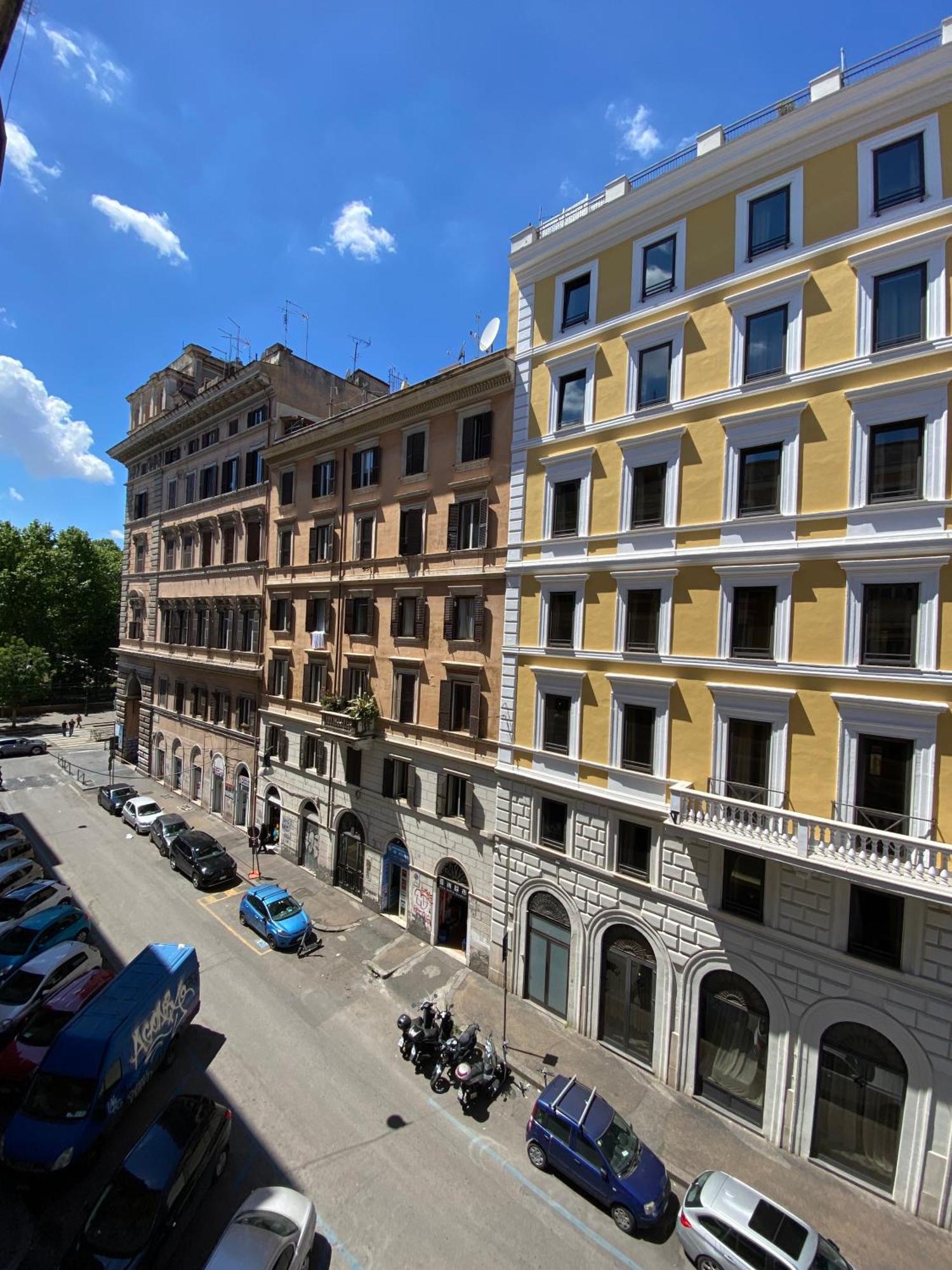 De Vince Suites - Luxury Rooms - Roma Termini ภายนอก รูปภาพ