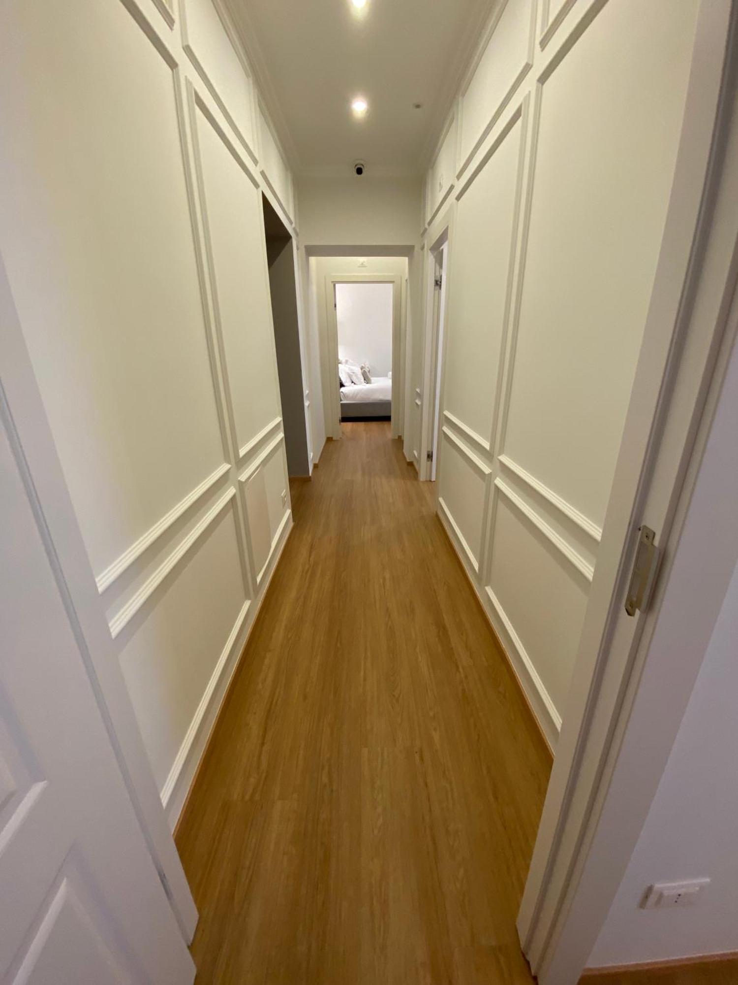 De Vince Suites - Luxury Rooms - Roma Termini ภายนอก รูปภาพ