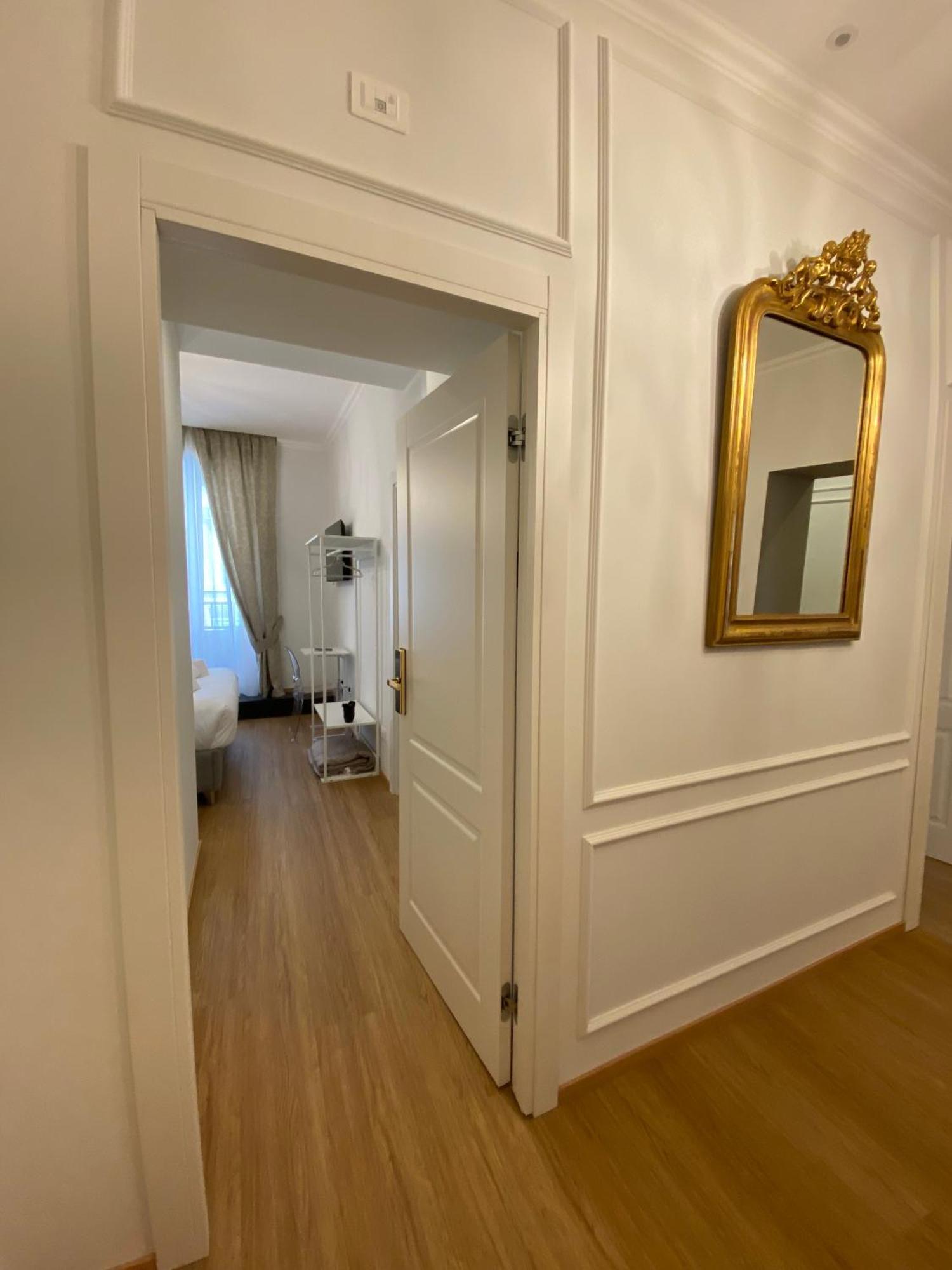 De Vince Suites - Luxury Rooms - Roma Termini ภายนอก รูปภาพ